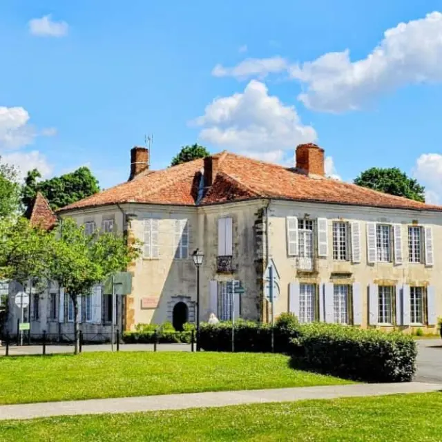 Maison d'hôtes - Château d'Arche d'Aure à Vicq d'Auribat